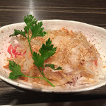 Sumiyakiniku Ishidaya - トマトとオニオンのサラダ