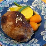 ビストロ黒屋 - 小さめのハンバーグ (どこが？)