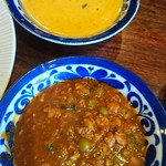 印度料理シタール - まろやかなバターチキンとスパイシーなキーマカレー♪(^^)v