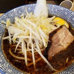 丸八そば店 - ラーメン 650円