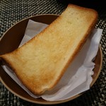 ラ・フーガ - お昼のパスタセット(1650円) パン
