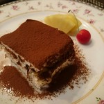 ラ・フーガ - お昼のパスタセット(1650円) ティラミス