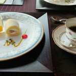 モンジュイック - デザートと珈琲