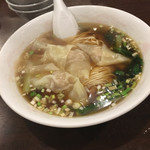 中華遠藤 - ワンタン麺（750円）