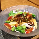Yakitori Chidori - 1707_Yakitori Chidoriｰちどりｰ_POWER LUNCH(A+A)＠99,000Rp チキンサラダ 具だくさんで彩りも綺麗！