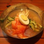 太陽 - 水冷麺(700円）