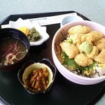 海フードBBQ - うに丼