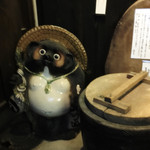 手挽きそば 一心 - 信楽焼のたぬきさんて愛嬌あって好き♡