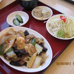 Touen - 八宝菜定食