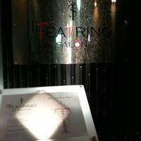IL TEATRINO DA SALONE - 入り口へ降りる階段
