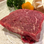 焼肉 桜咲 - シャトーブリアン（ヒレ）…3000円