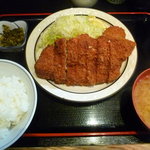 西麻布 三河屋 - とんかつ定食１，０５０円