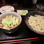 東京うどん - 肉汁キャベツうどん880円