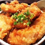 Yakitori Senta - 鶏唐揚げ丼・アップ