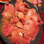 焼肉　琉璃 - 