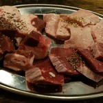 宇多津ホルモン - ハツあぶら ・ボイン・ハート