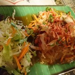 タイ料理サバイ・サバイ - ヤムウンセン