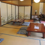 手打ちそば かめやま - 2間続きの客部屋