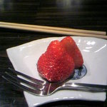 野口太郎 - デザートのイチゴ