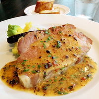 GARB pintino - 優味豚肩肉のローストポーク 粒マスタードソース