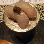 欧割烹 清水 - 塩漬けにした鯛のにぎり♪