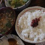 仁亭 - ご飯とお味噌汁