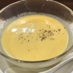 一僖 - 焼きトウモロコシの冷製スープ。