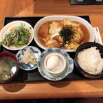 ぱる亭 - 【2017年06月】お目当ての「ゴールデンカツ定食＠850円」、提供時。