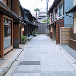 緒方 - 下京区綾小路西洞院東入新釜座町726番地