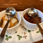 トマト - 福神漬けと玉ねぎのピクルス