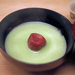 緒方 - 枝豆のすり流しに梅干し