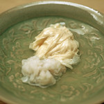 緒方 - 鱧と湯葉のしゃぶしゃぶ