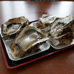 魚売り処　新鮮家 - 岩ガキ