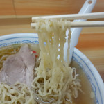 福よし - 中華そばの麺・リフトアップ