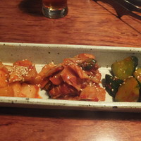 やきにくのバクロ 博多店 - キムチ盛り合わせ