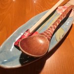 ３丁目のカレー屋さん  - 箸と木製スプーン