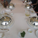 ロルキデ　ブランシュ - 温かい料理には全てクロッシュ