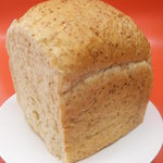 ベーカリーハラダ - ライ麦ブレッド（ハーフ）