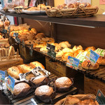 ホルン - 店内。