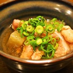 Shunrai - 付き出し（鶏と大根の炊いたの）