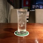 カフェ　ダイニング　バー　ガルバンゾ - レモン水です。