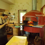 アウストロ - 腕利きのピッツァイオーロ