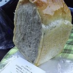 パン屋 ルーツ - 食パン   270円