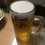 元祖串かつ だるま - 生ビールで乾杯です。