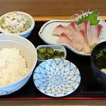 うま味処　つるき屋 - うまみ処 つるき屋 ＠本蓮沼 ぶり刺定 税込750円 ご飯少な目でお願い
