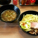 麺工房 海練 - 魚介豚骨つけ麺¥800