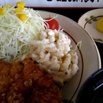 食事処 おざわ - マカロニサラダも美味しい！