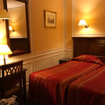 Hôtel TOURING - 宿泊した部屋。ベッド2つですが、一人旅です(｀・ω・´)