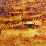 うな繁 - 適度な焼き加減でジューシー。タレもいい塩梅です。