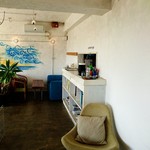 and on cafe - 店内。